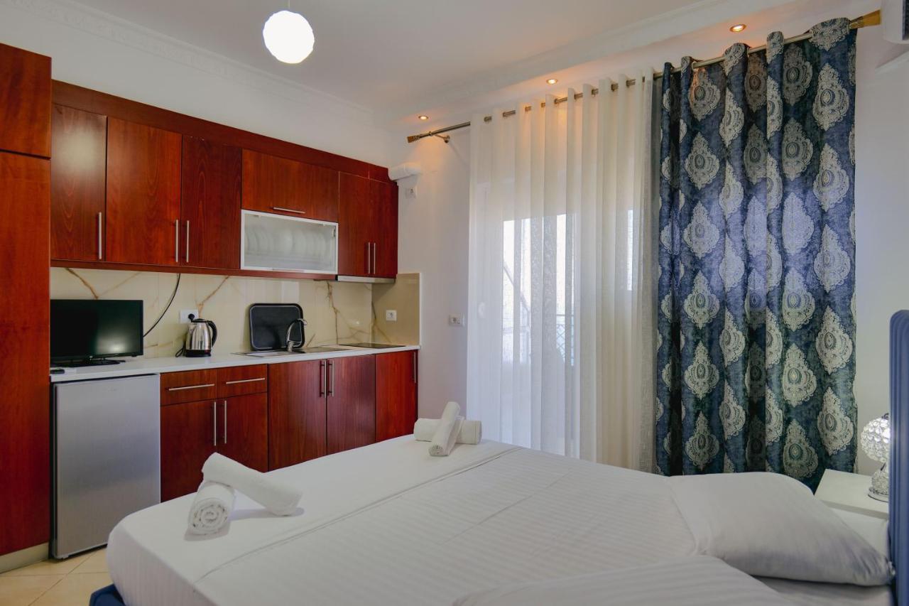 Eleni Guest House Саранде Екстериор снимка