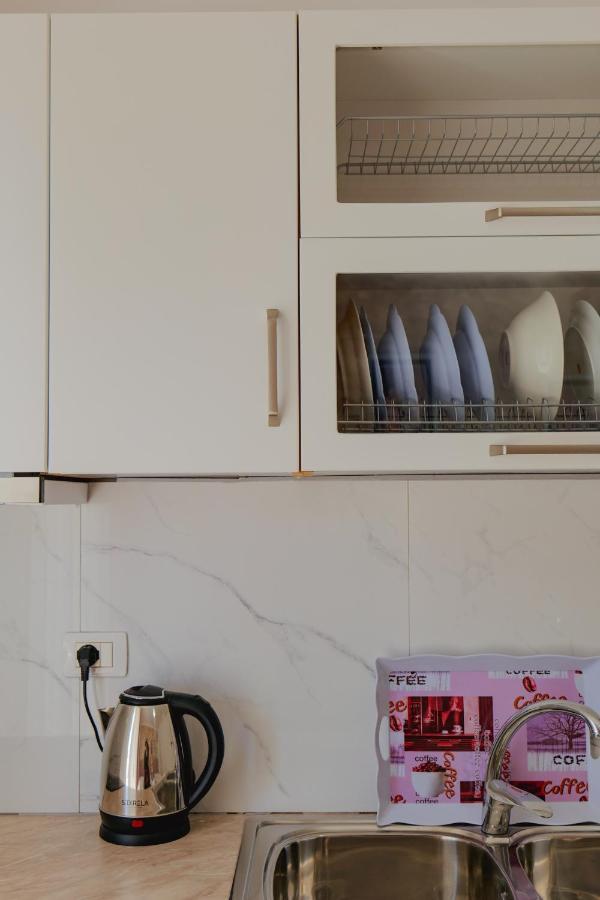 Eleni Guest House Саранде Екстериор снимка