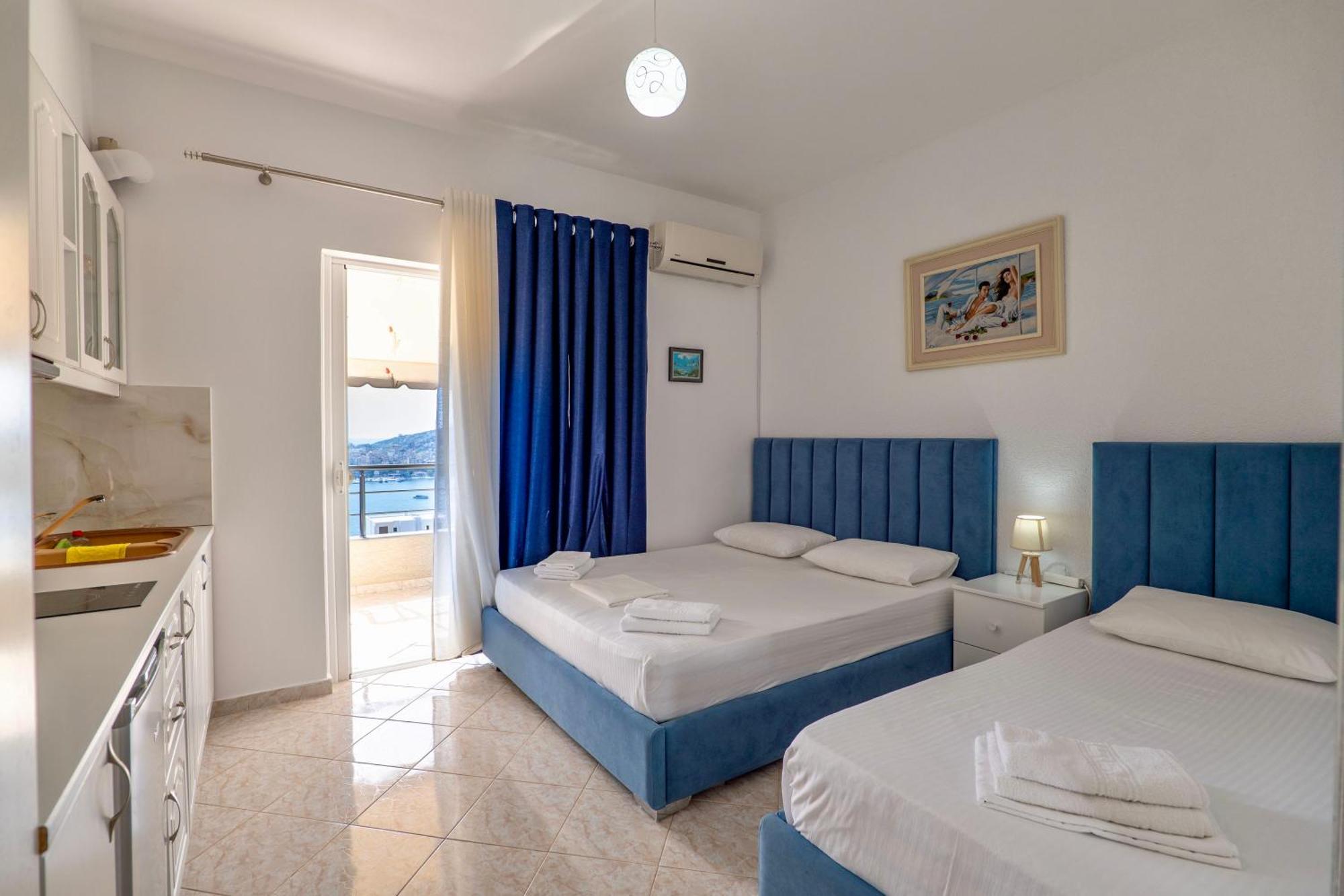 Eleni Guest House Саранде Екстериор снимка