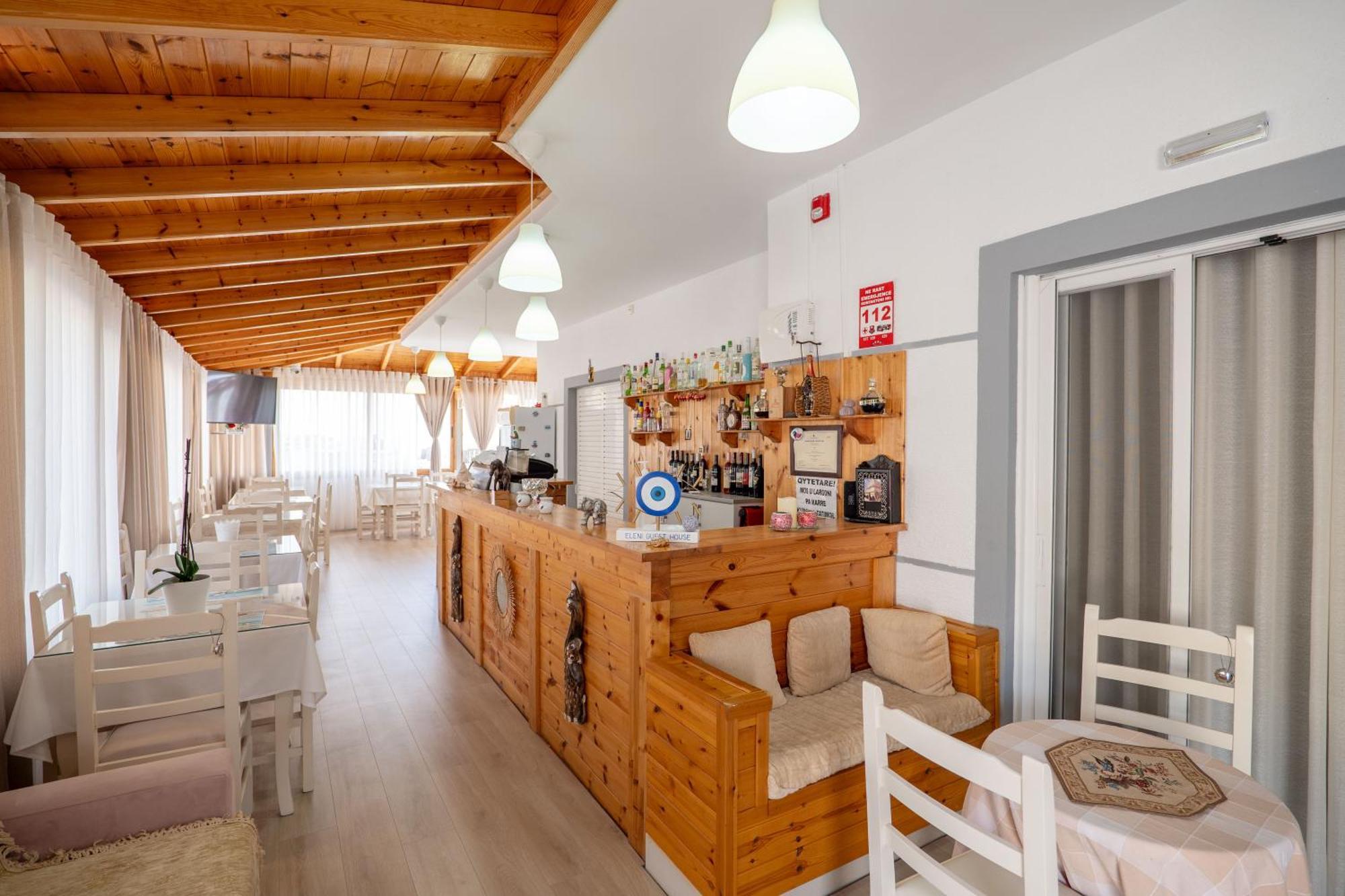 Eleni Guest House Саранде Екстериор снимка